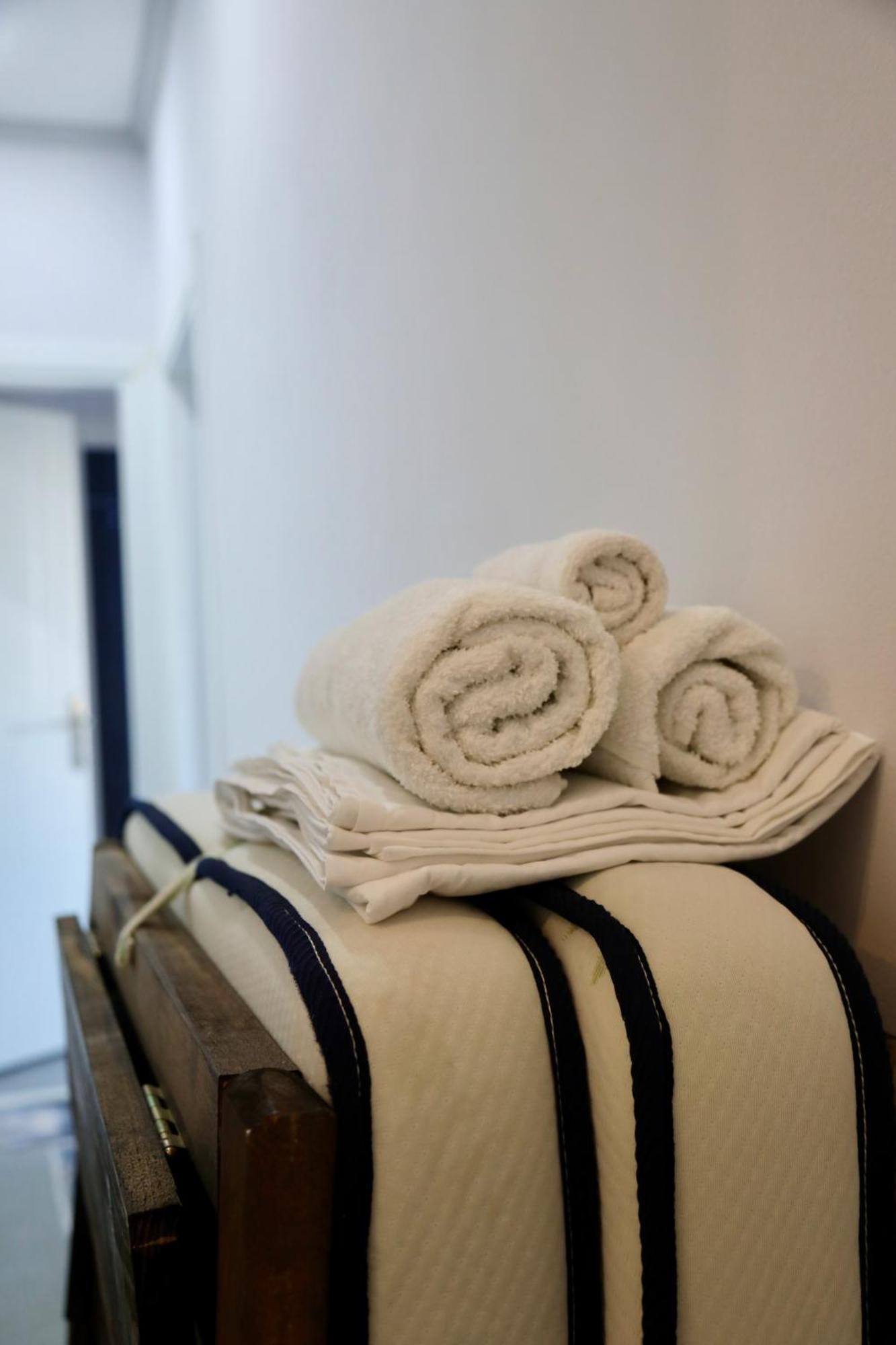 Sea View Apartments 골렘 외부 사진
