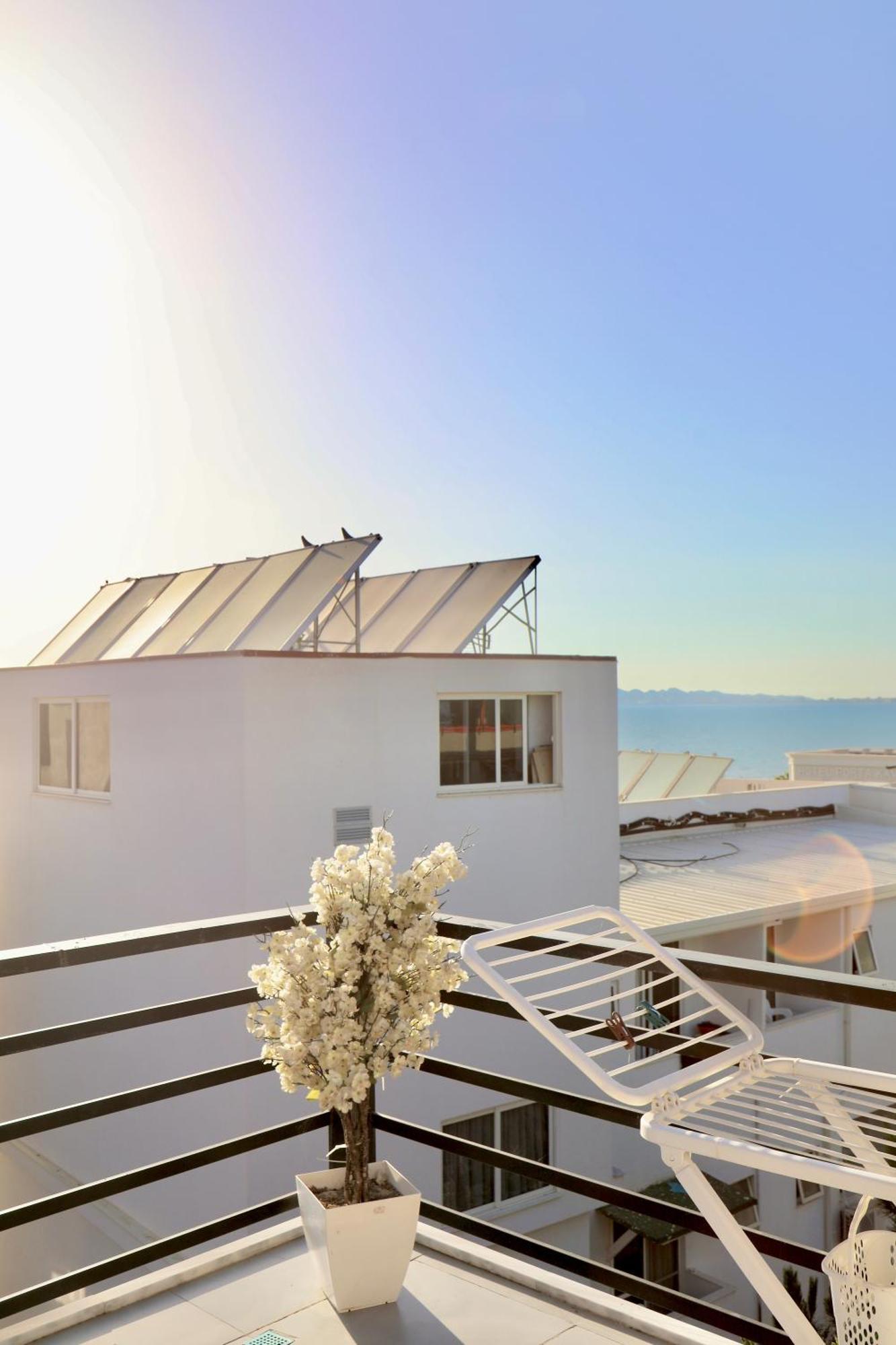 Sea View Apartments 골렘 외부 사진