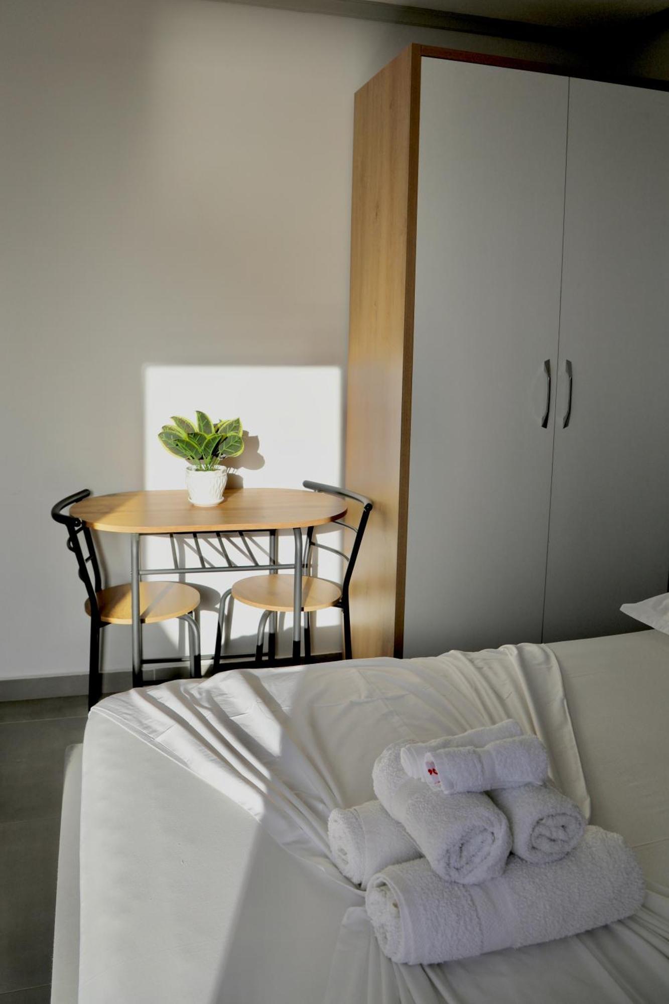 Sea View Apartments 골렘 외부 사진